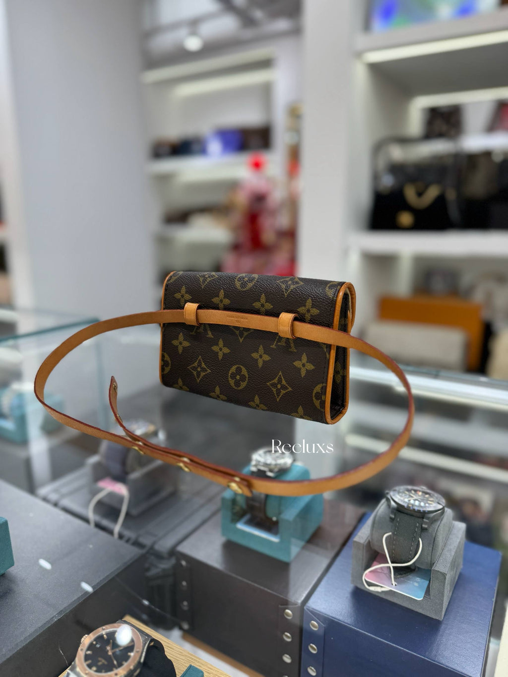 LOUIS VUITTON Monogram Pochette Florentine Waist Bag