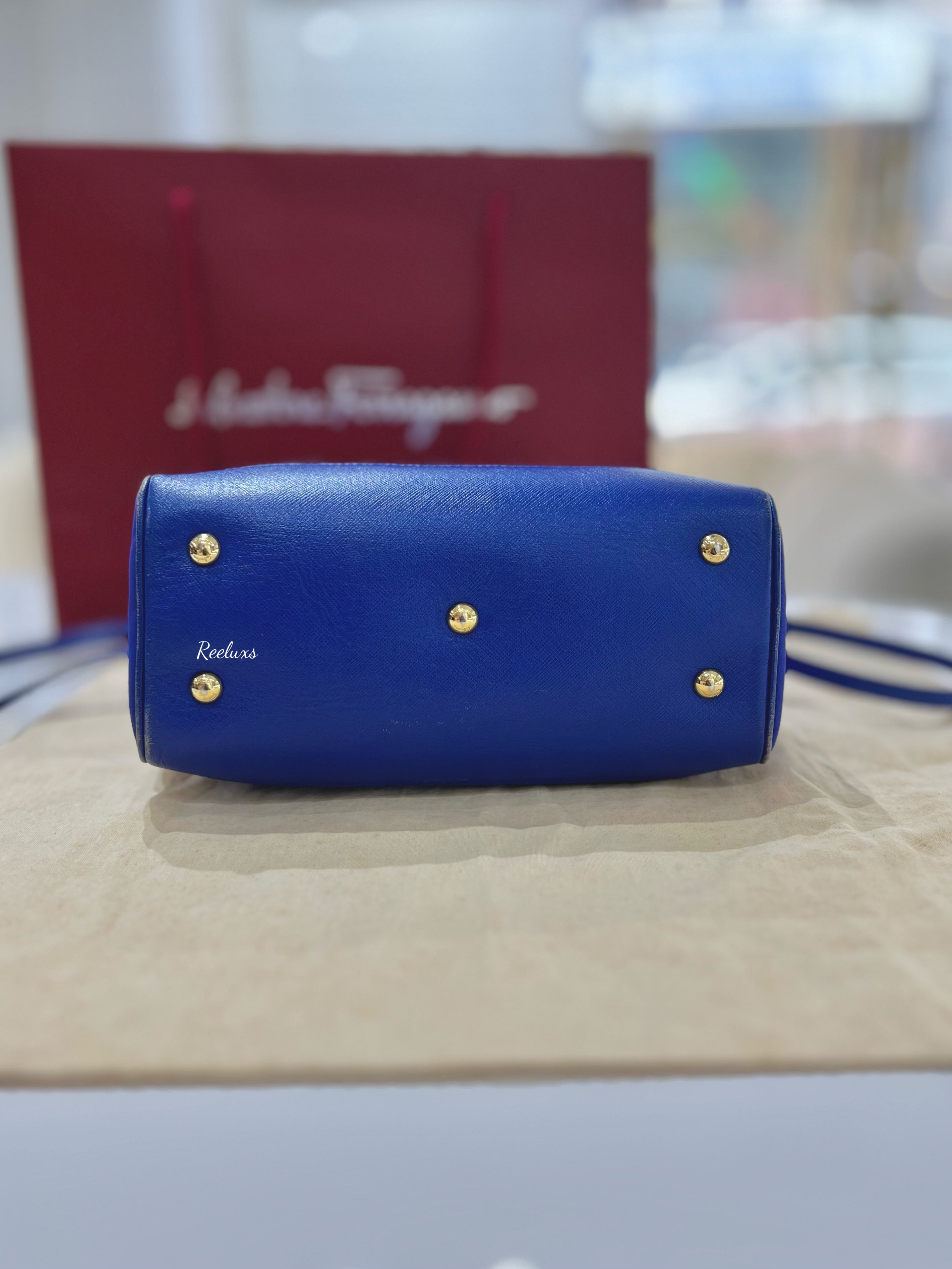 SALVATORE FERRAGAMO GANCINI BLUE Hand Bag