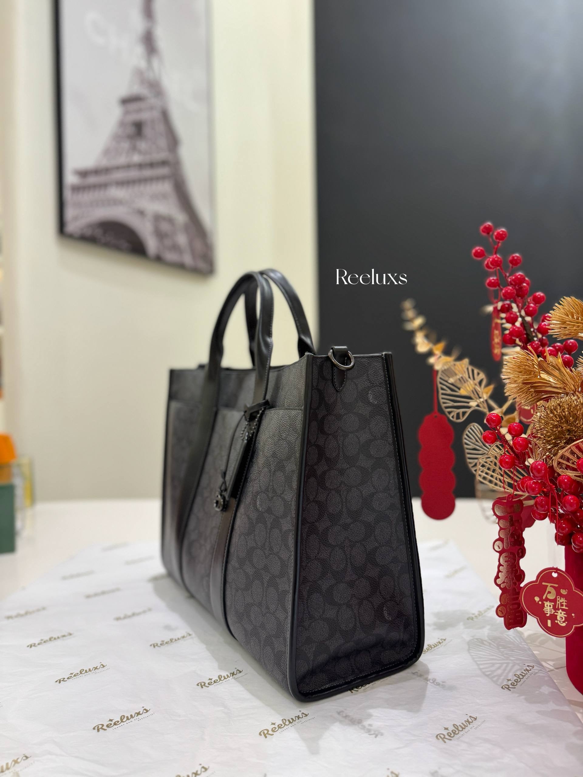 COACH Signature Canvas Wesley Tote Bag  /Black Color Men