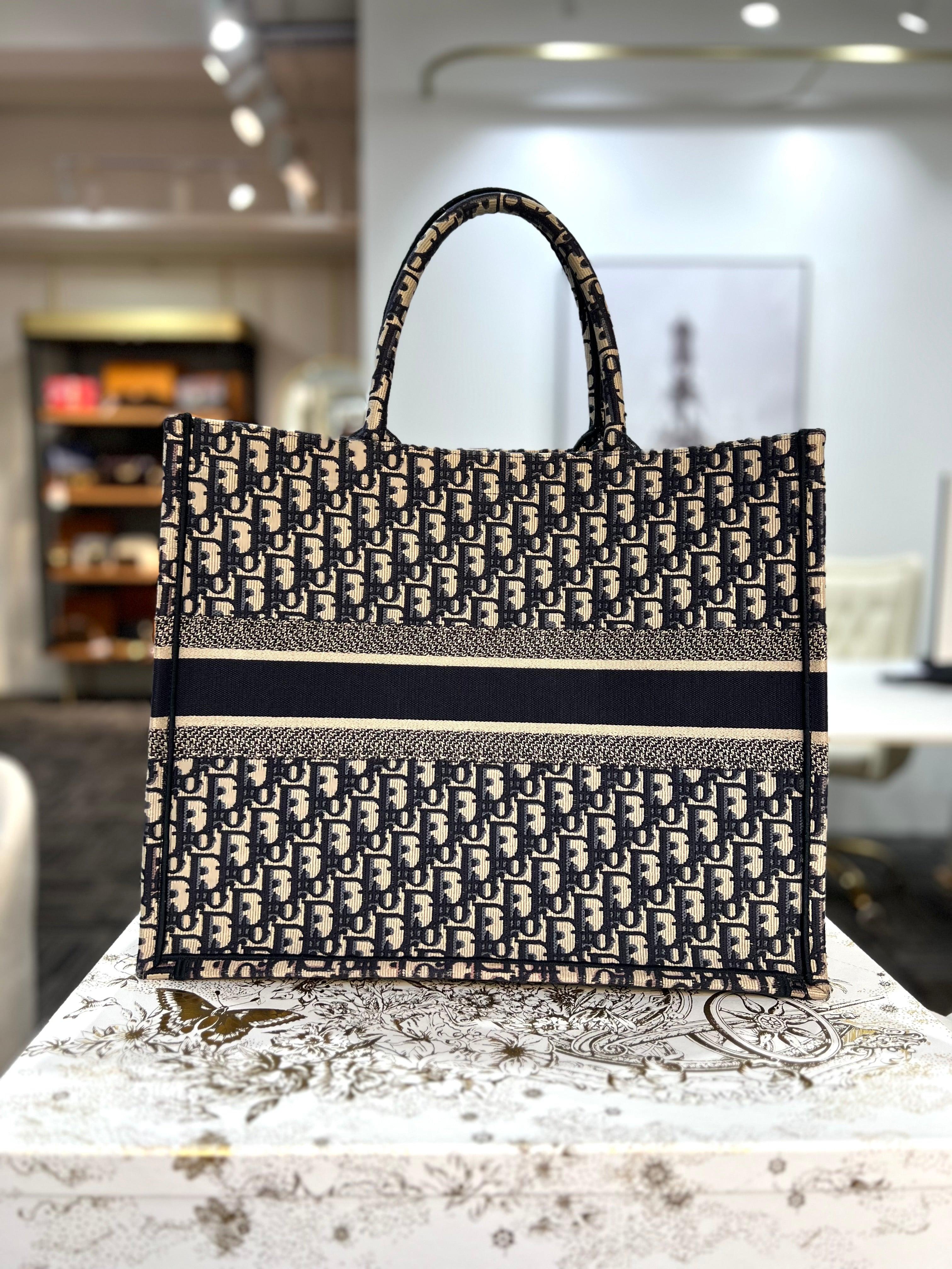 Dior Tote Bag Blue Oblique Large Women's Fashion - Reeluxs 