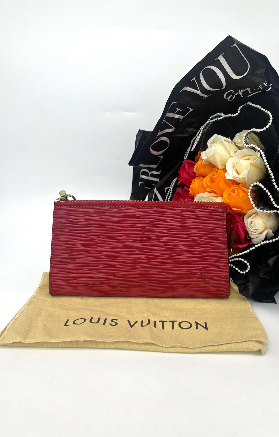 LOUIS VUITTON Red Epi Leather Accessoires Pochette - Reeluxs 