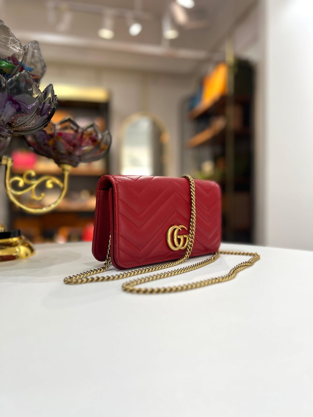 GUCCI Red Chain Wallet & Card Holder for Women - Reeluxs 