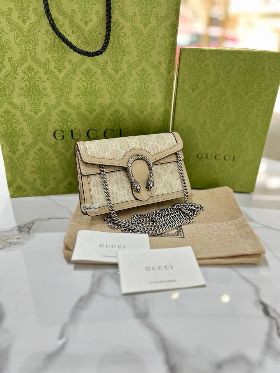 GUCCI Beige & White Dionysus Super Mini Crossbody Wallet On Chain