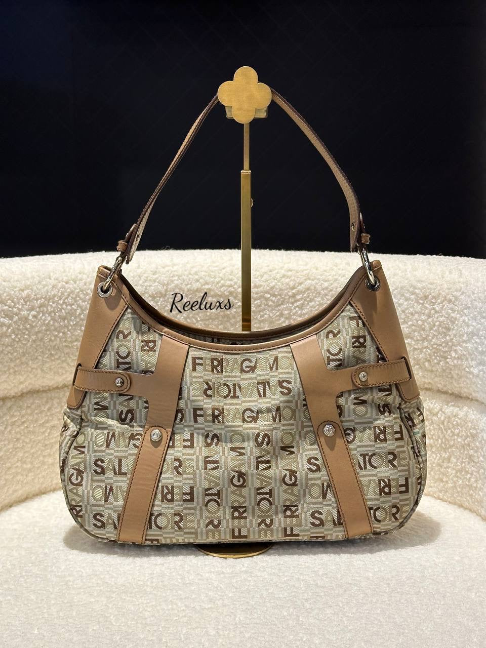 FERRAGAMO Logo - Print Canvas Shoulder Bag