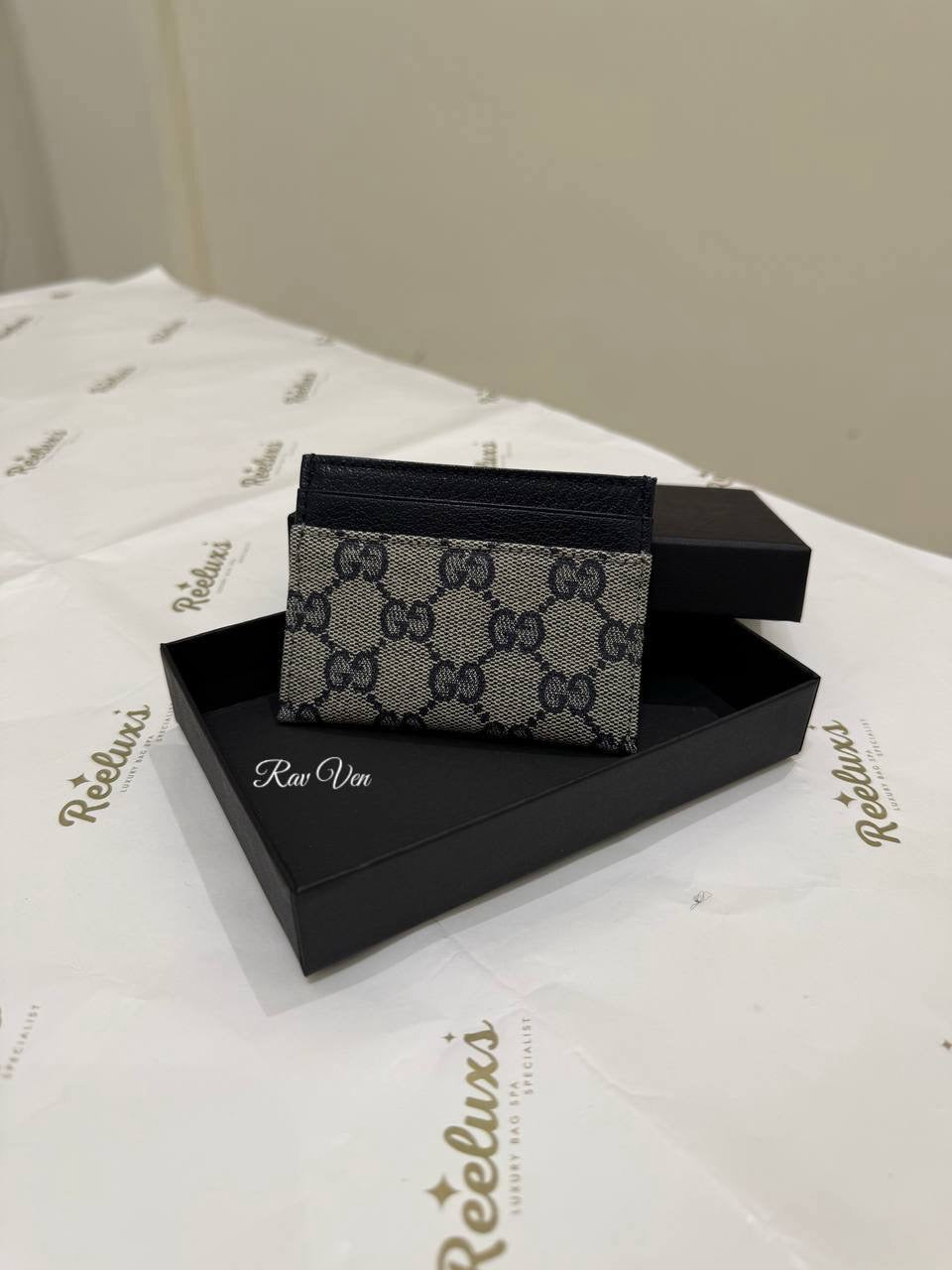 GUCCI GG Supreme Card Case