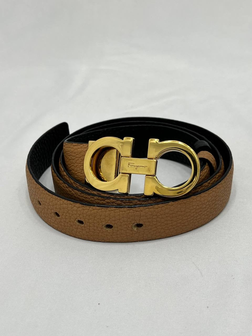 SALVATORE FERRAGAMO Black/ Brown Leather Gancio Reversible Belt 95cm