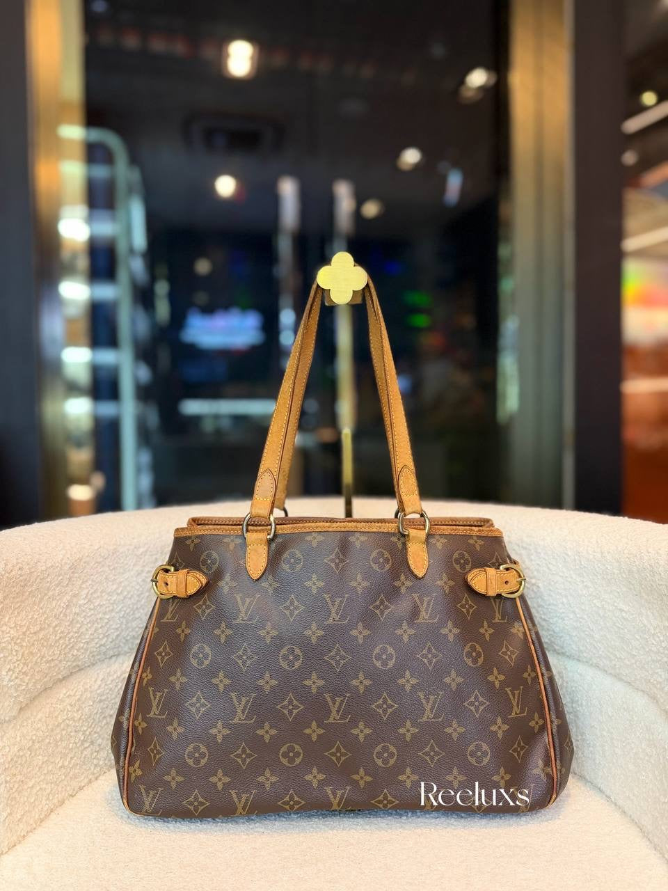 LOUIS VUITTON LV Batignolles Horizontal Shoulder Bag