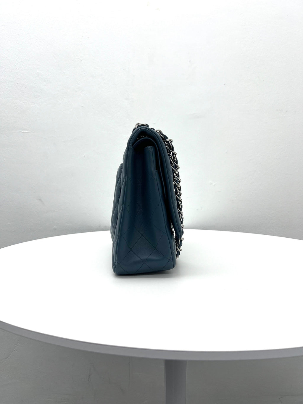 CHANEL Classic Flap Jumbo Lambskin Blue - Reeluxs 