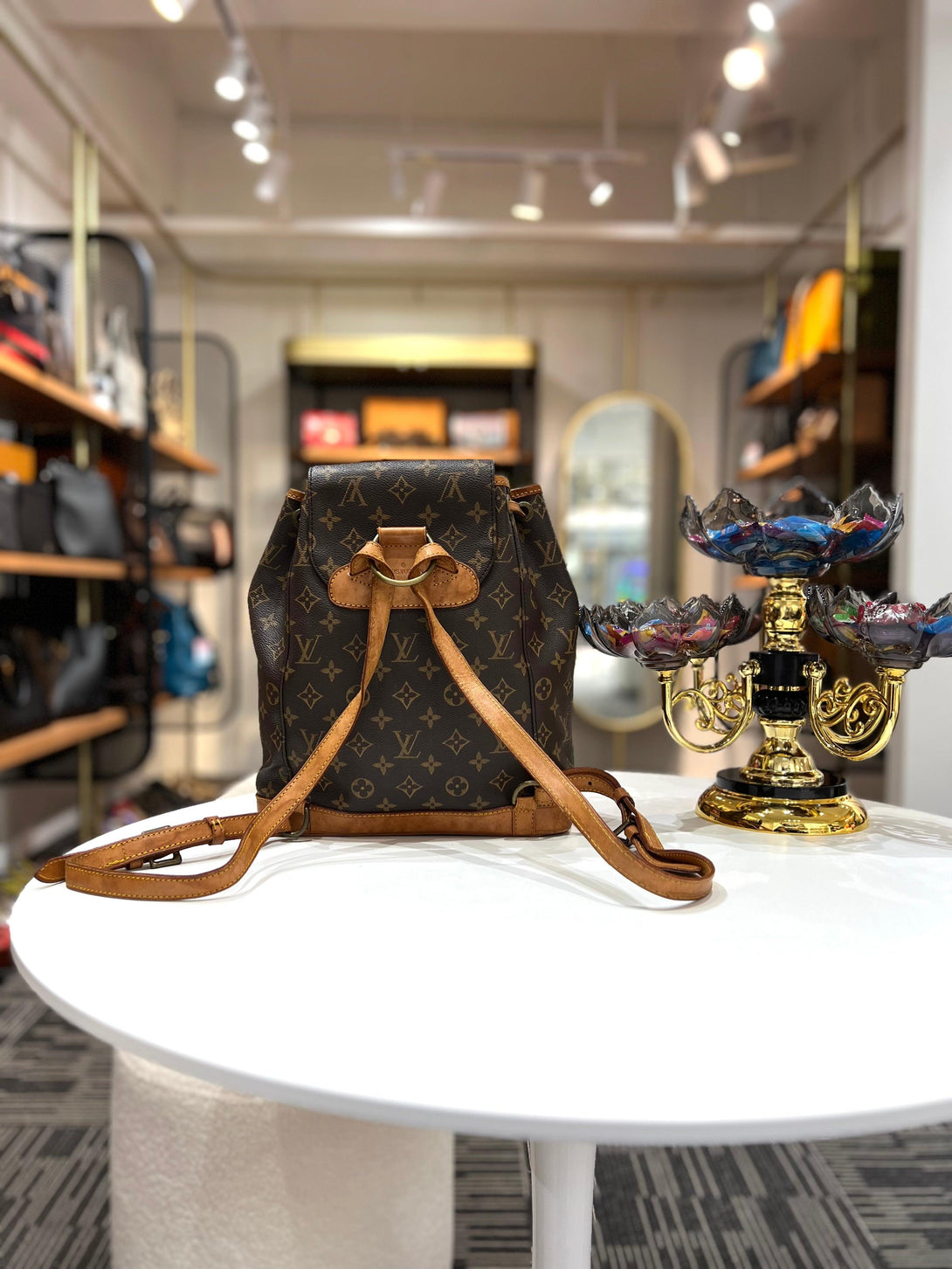 Louis Vuitton Backpack Women's Fashion - Reeluxs 