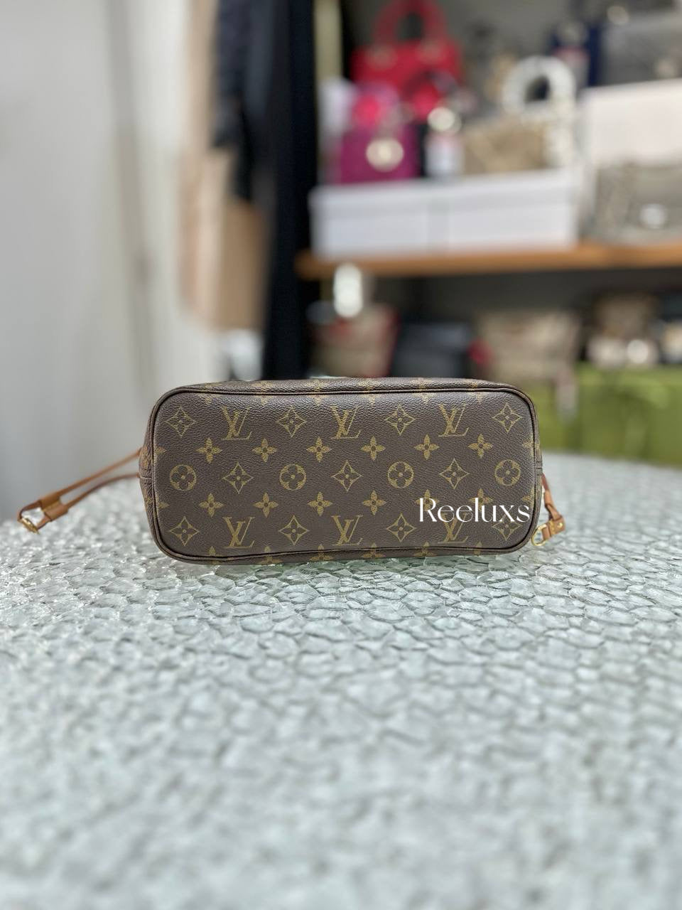 LOUIS VUITTON LV Neverfull PM Monogram Canvas Tote Shoulder Bag