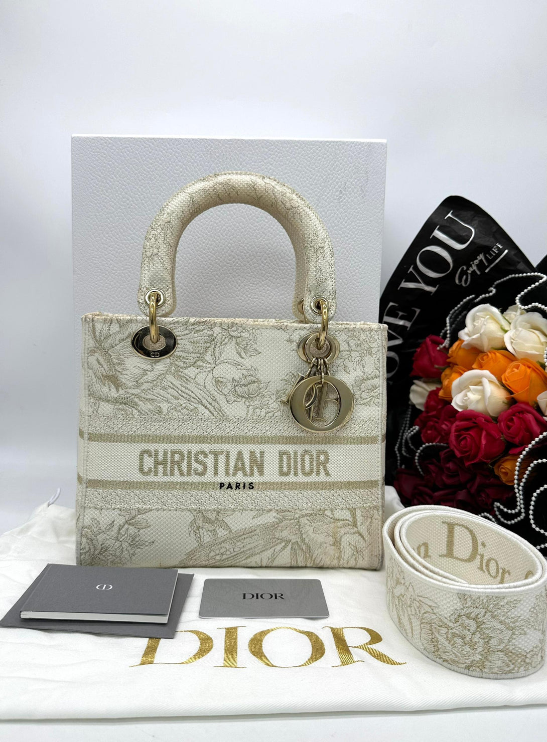 CHRISTIAN DIOR Medium Lady D-Lite Bag - Reeluxs 