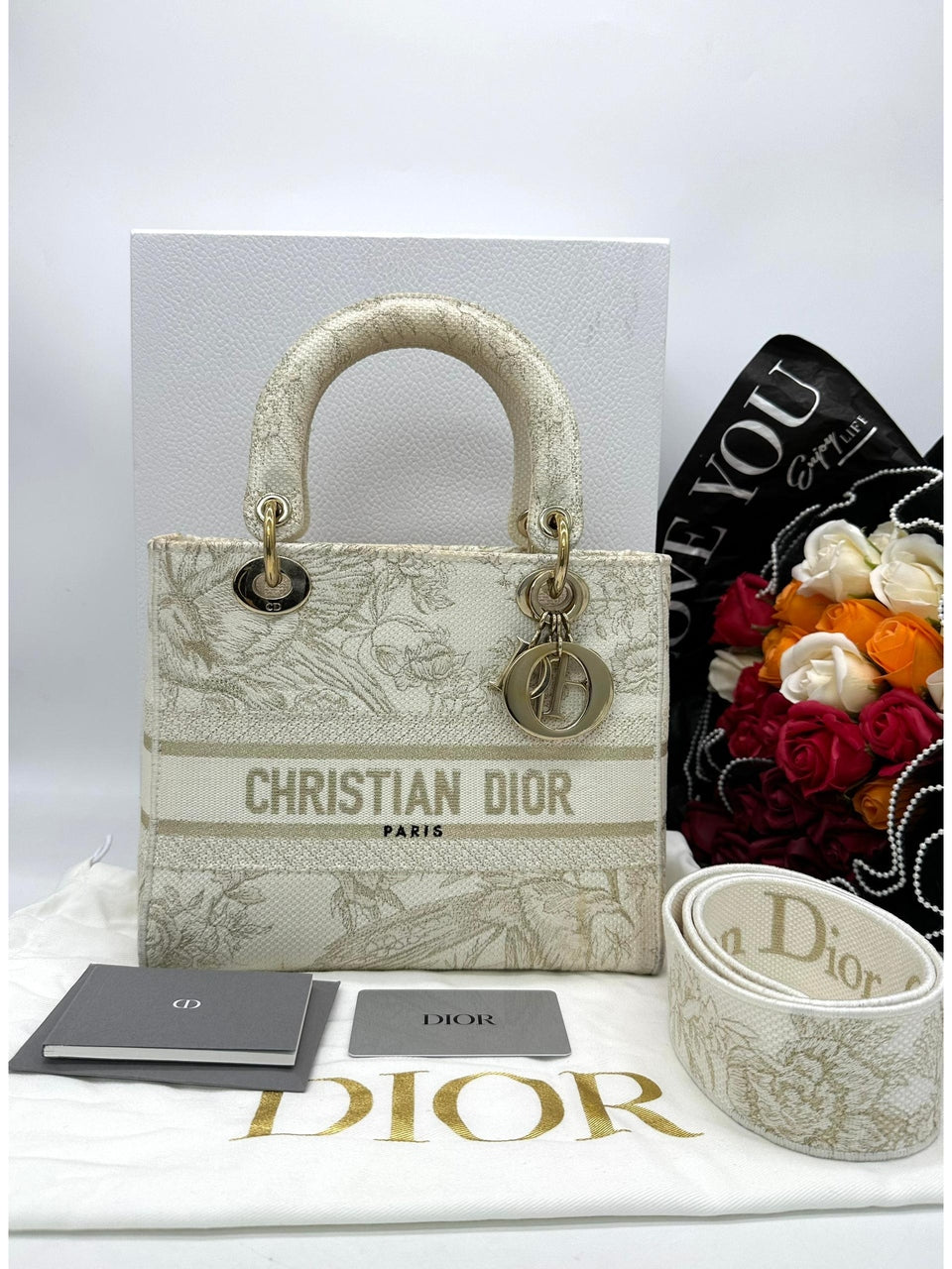 CHRISTIAN DIOR Medium Lady D-Lite Bag - Reeluxs 