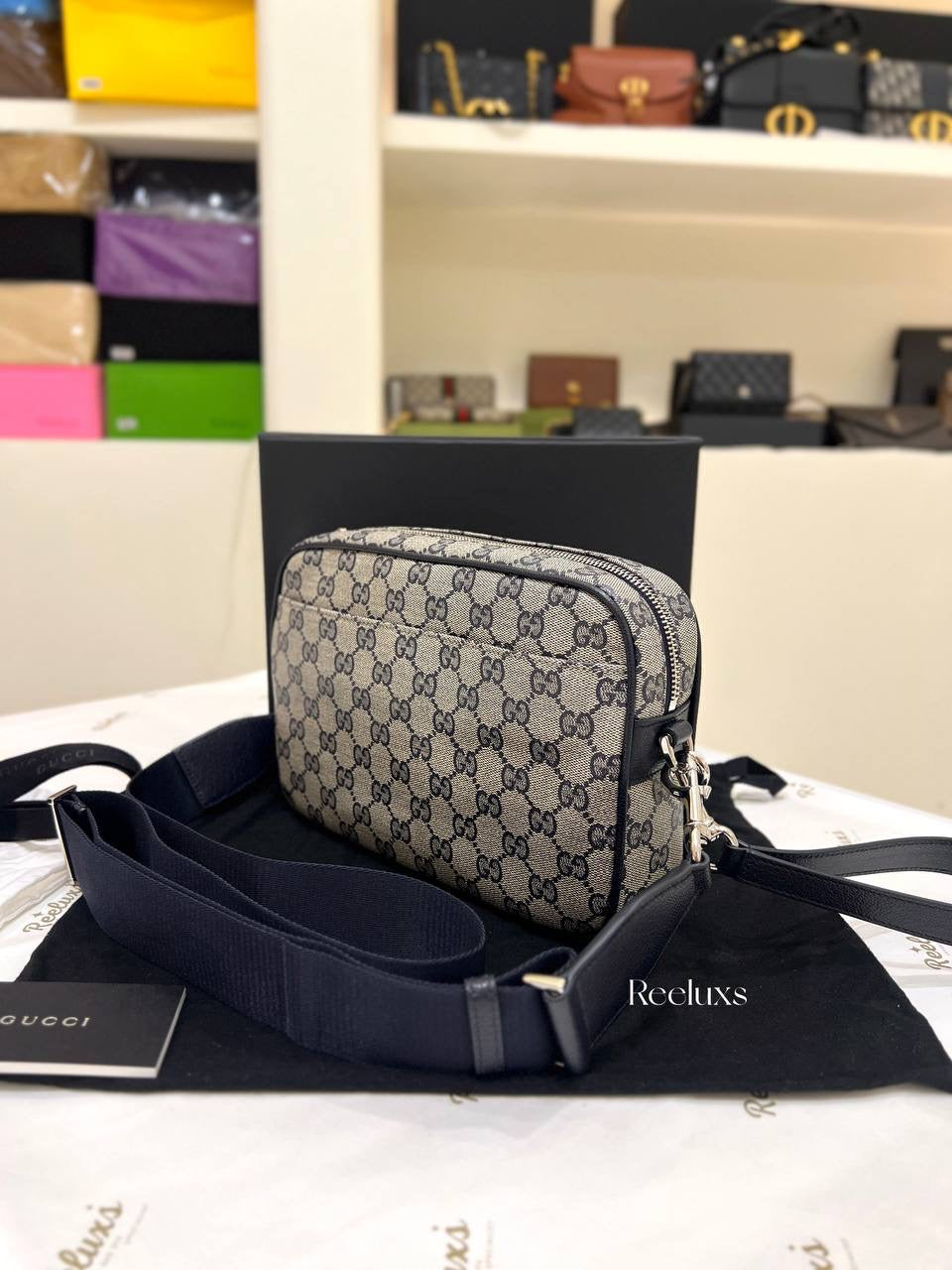 GUCCI Essence Classic Small Crossbody Bag