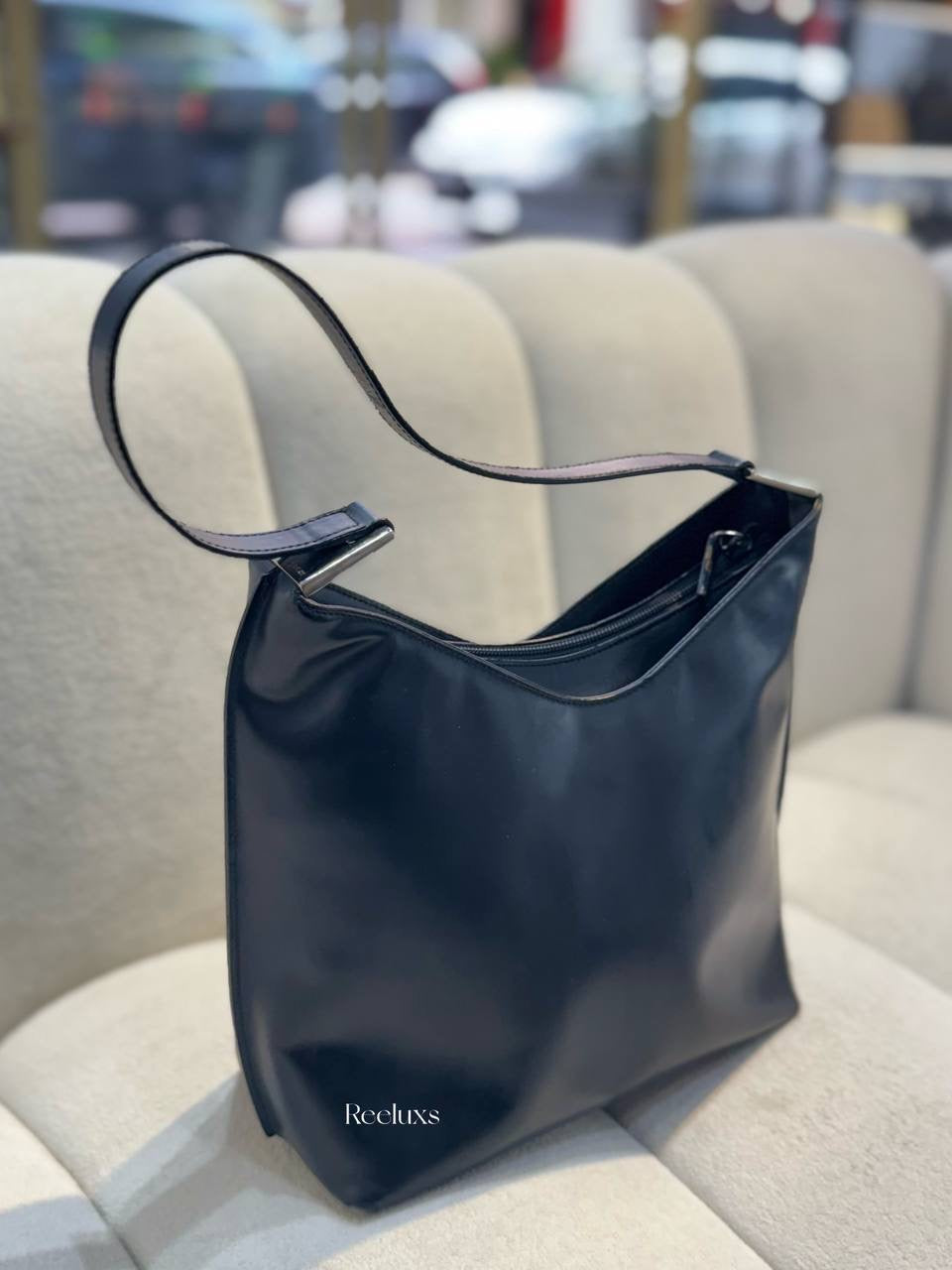 GUCCI Black Leater Shoulder Bag