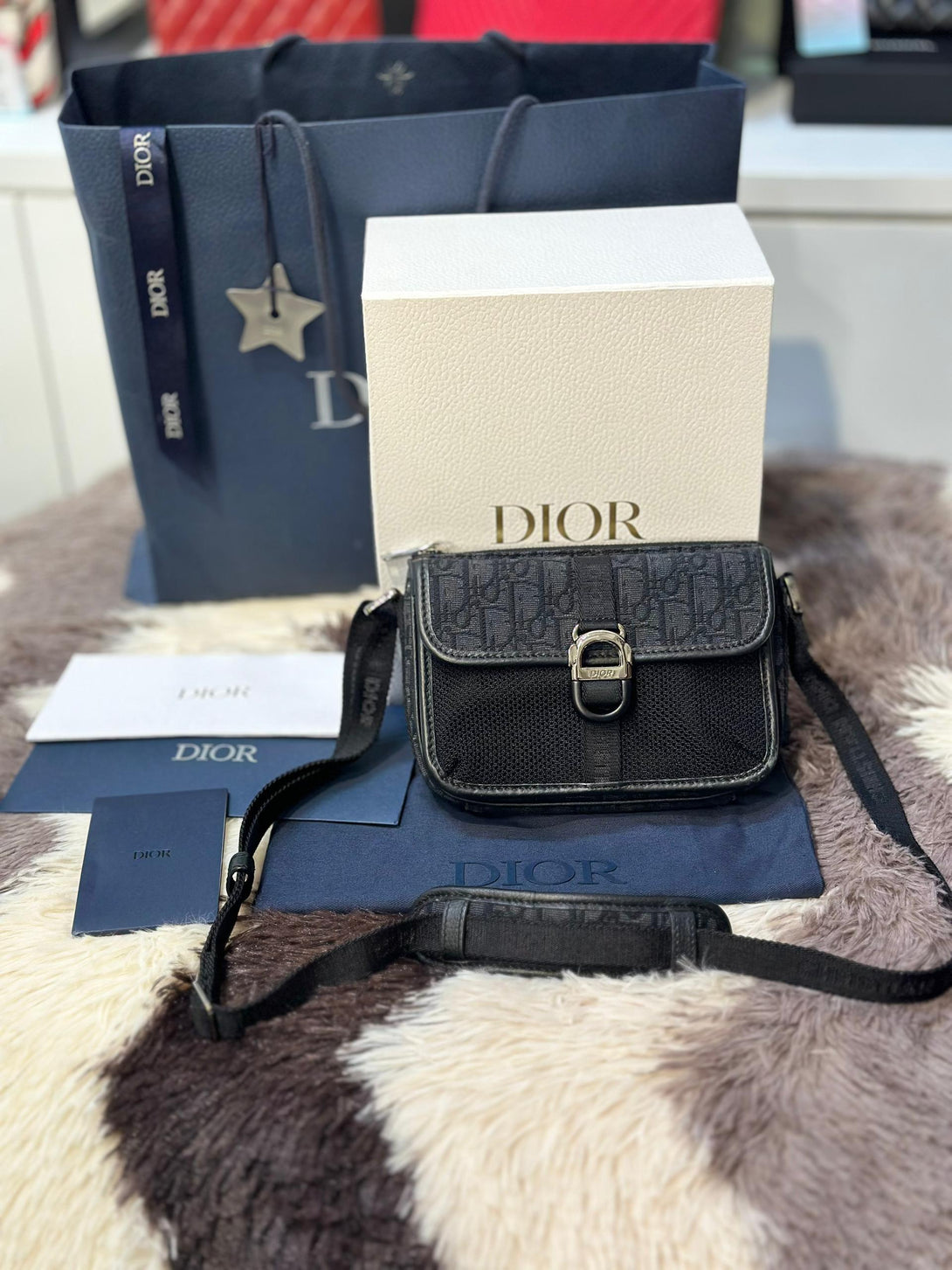 Dior 8 mini messenger bag black oblique jacquard - Reeluxs 