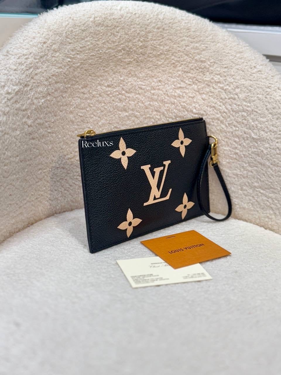 LOUIS VUITTON LV Empreinte Monogram Giant Neonoe MM Pochette Black