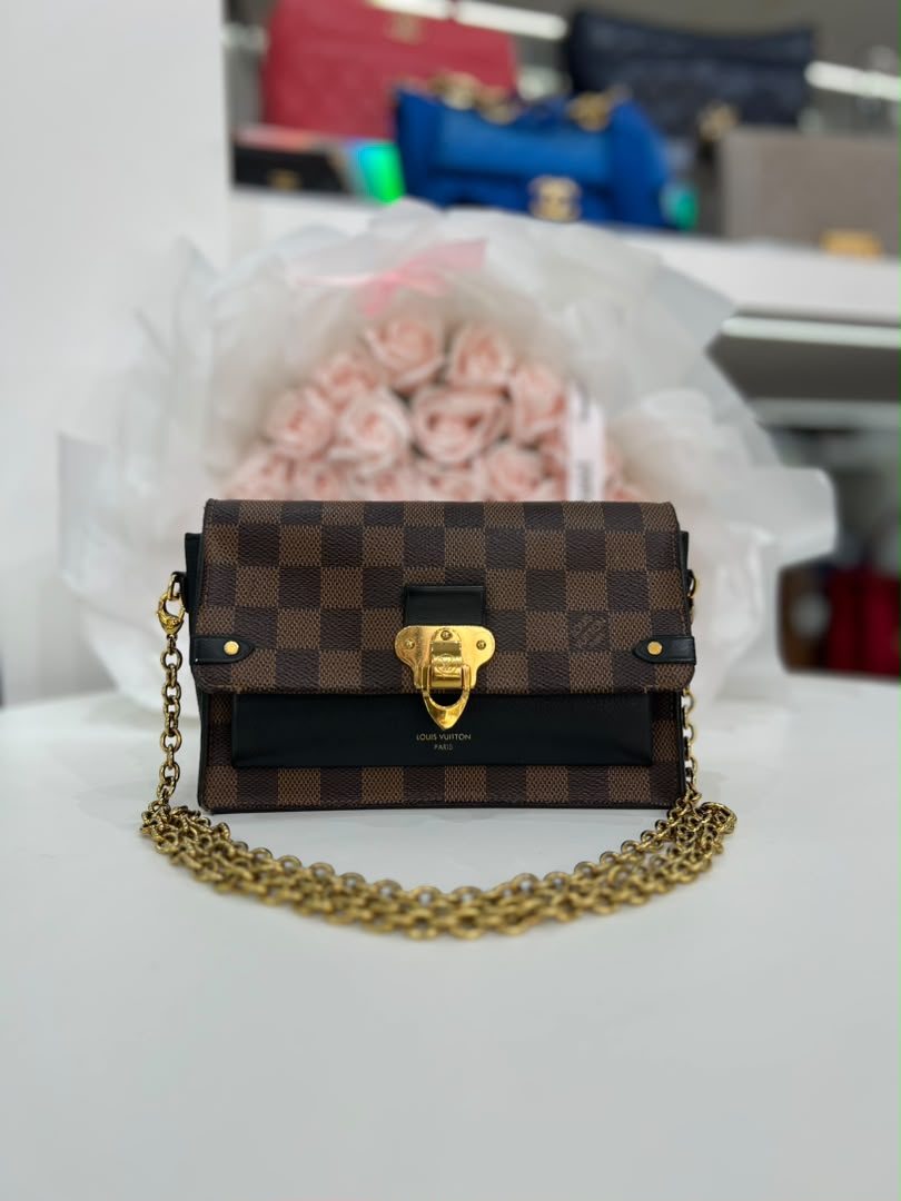 LOUIS VUITTON LV Damier Ebene Vavin Wallet On Chain Brown ( WOC )