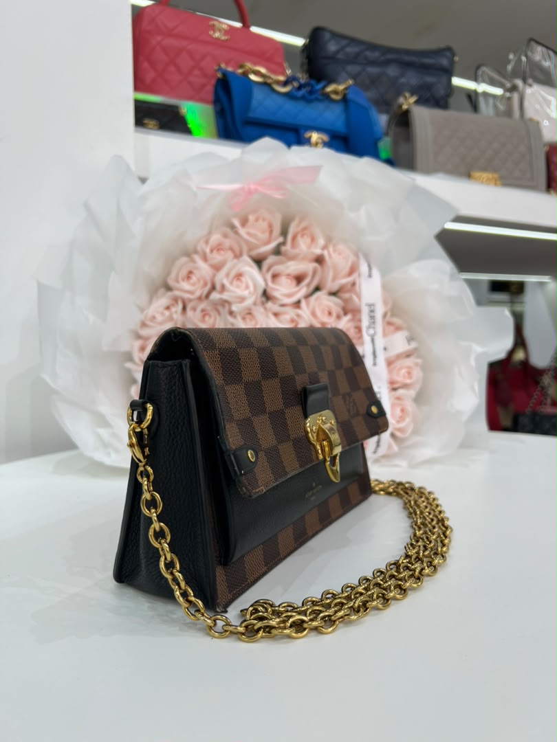 LOUIS VUITTON LV Damier Ebene Vavin Wallet On Chain Brown ( WOC )