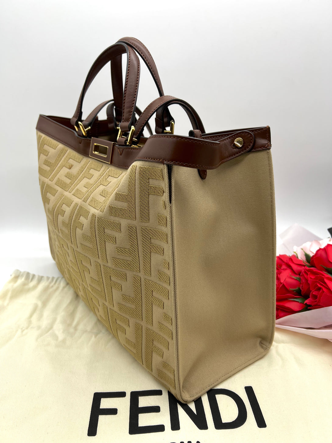 Fendi Medium FF Beige Canvas Peekaboo X-Tote - Reeluxs 