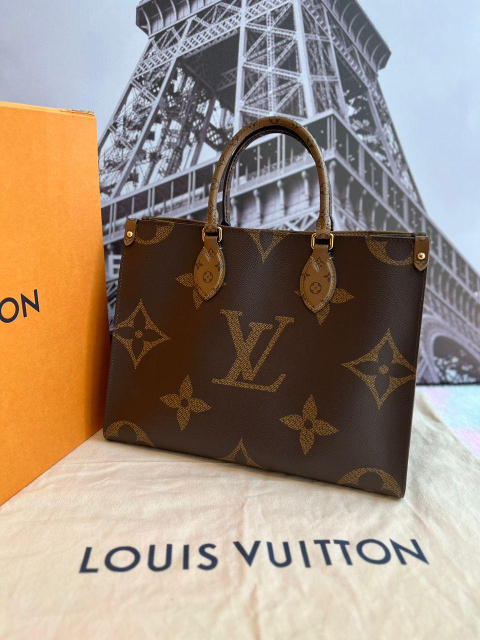 LOUIS VUITTON Monogram Giant Canvas Onthego MM Shoulder Bag - Reeluxs 