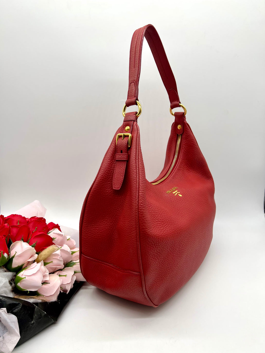 Prada Vitello Daino Hobo bag - Reeluxs 