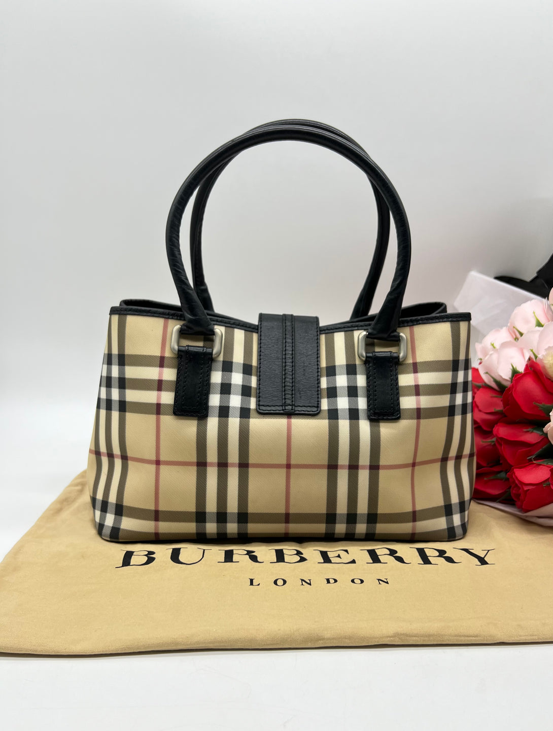 BURBERRY Nova check handbag - Reeluxs 