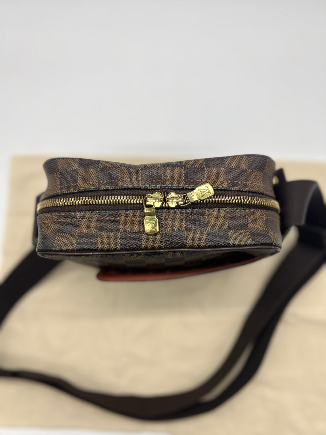 LOUIS VUITTON Damier Olaf PM Shoulder Bag Pochette - Reeluxs 