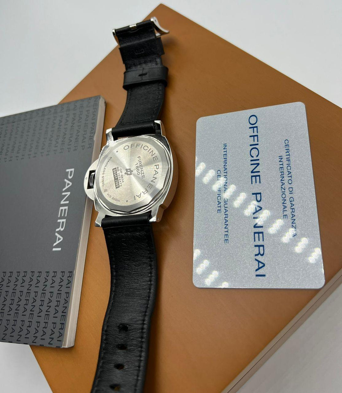 Panerai Luminor Base Logo Acciaio Black Dial Hand Wind Mens Watch PAM000 - Reeluxs 