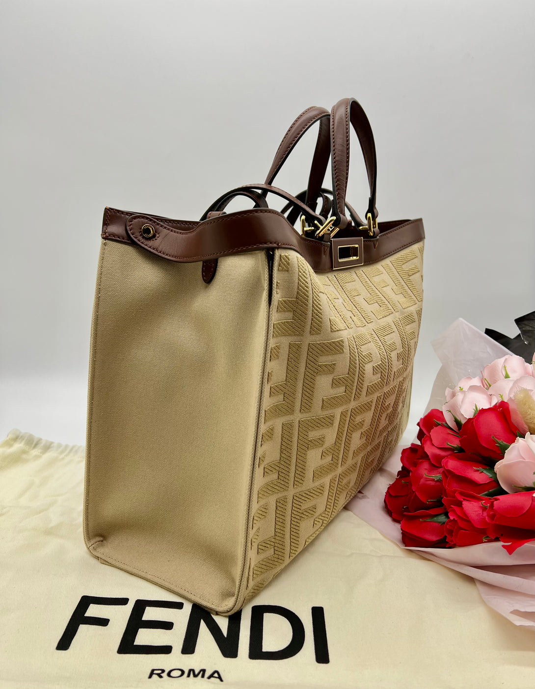 Fendi Medium FF Beige Canvas Peekaboo X-Tote - Reeluxs 