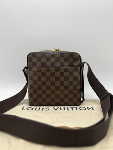 LOUIS VUITTON Damier Olaf PM Shoulder Bag Pochette - Reeluxs 