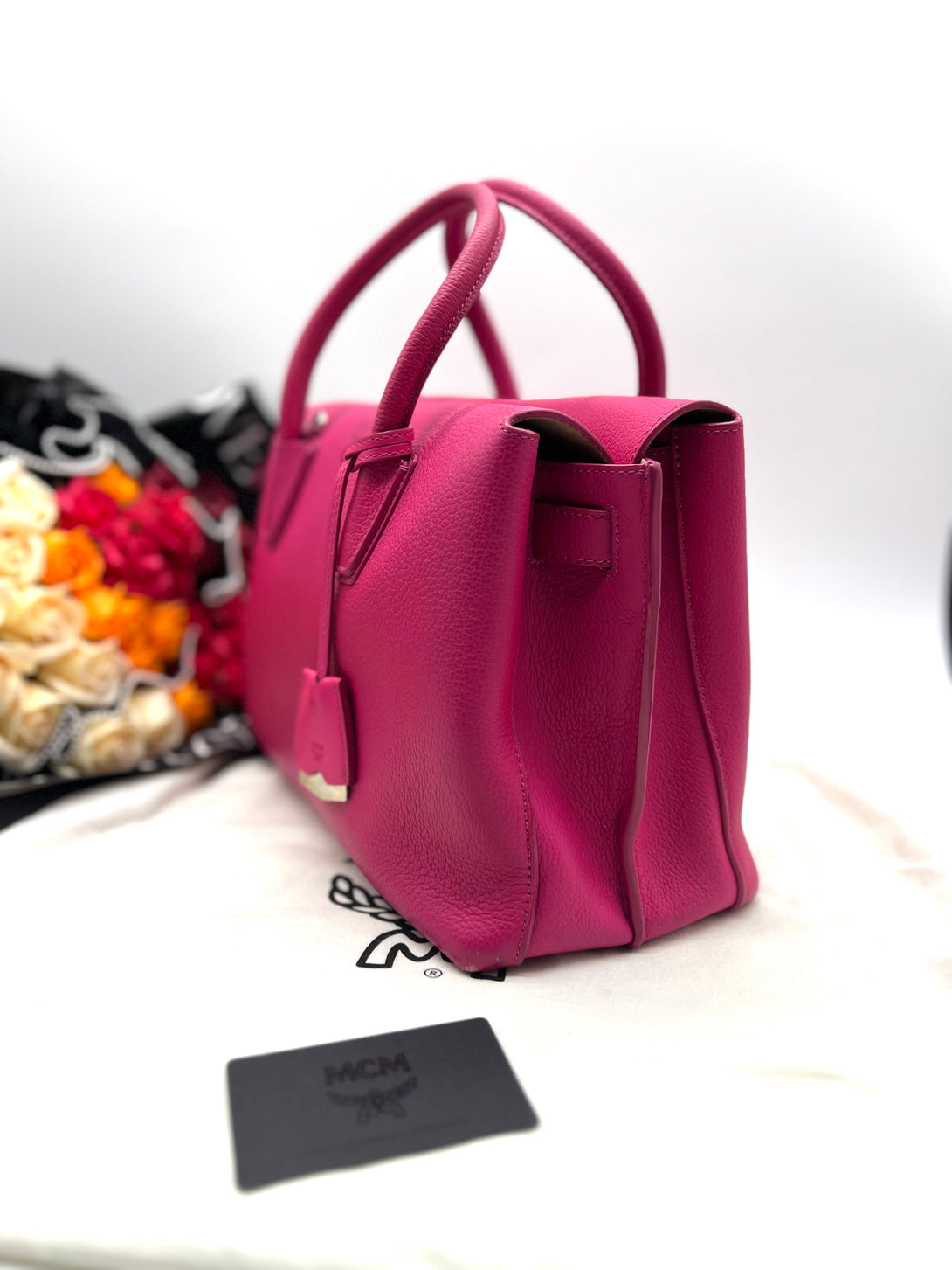 MCM FUCHSIA TOTE - Reeluxs 