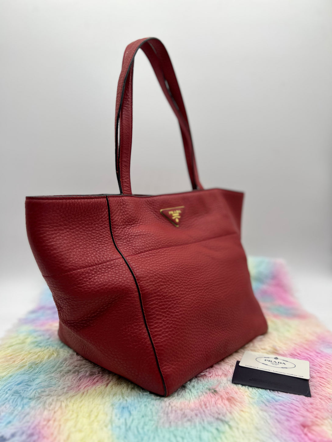 Prada Red Vitello Daino Tote Bag - Reeluxs 