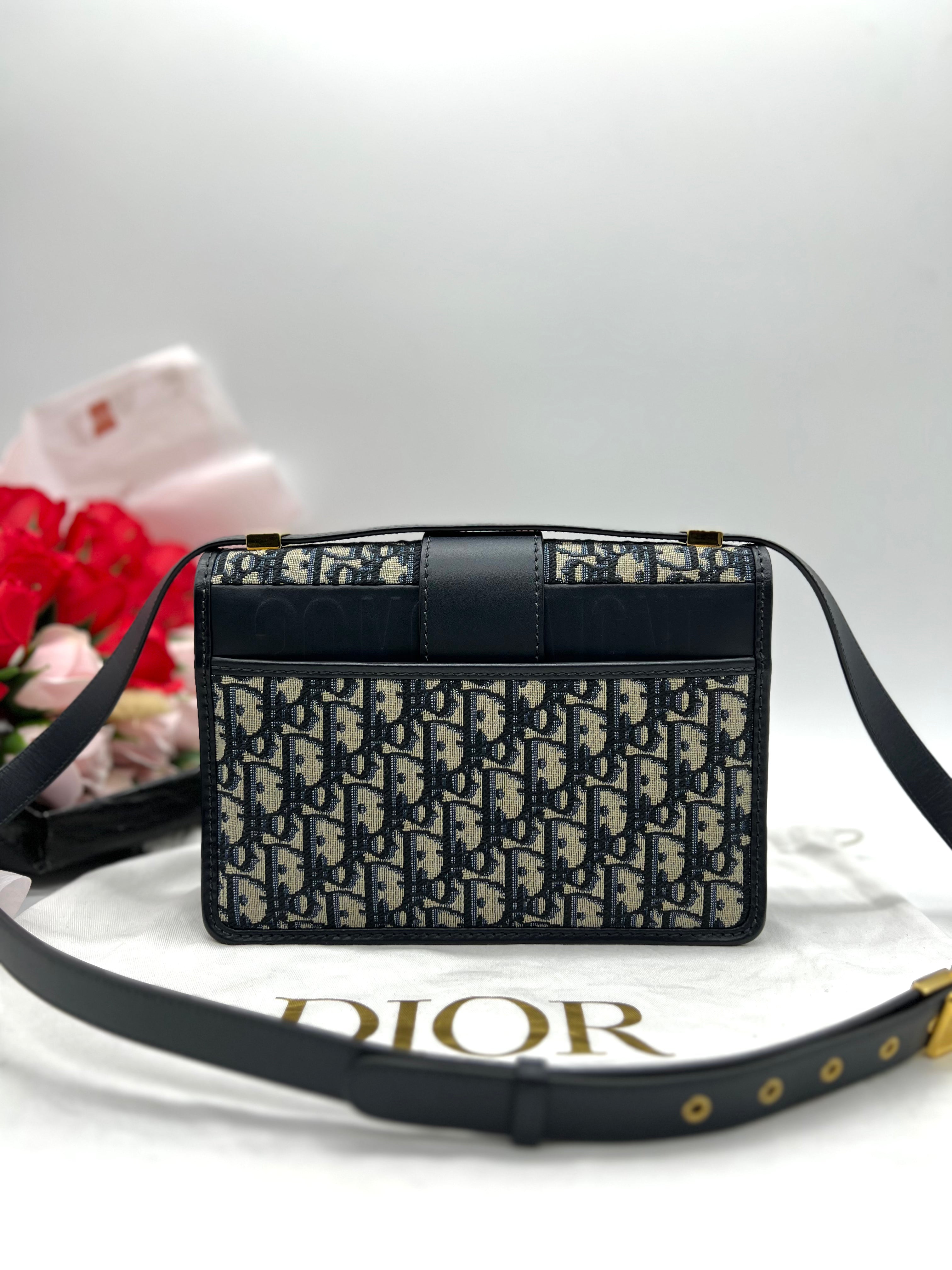 CHRISTIAN DIOR Oblique Montaigne Crossbody - Reeluxs 