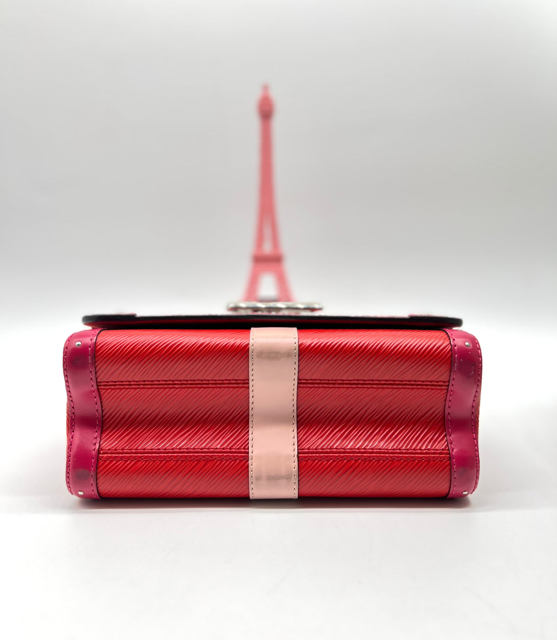 LOUIS VUITTON Twist MM Red Epi Leather SHW Shoulder Bag - Reeluxs 