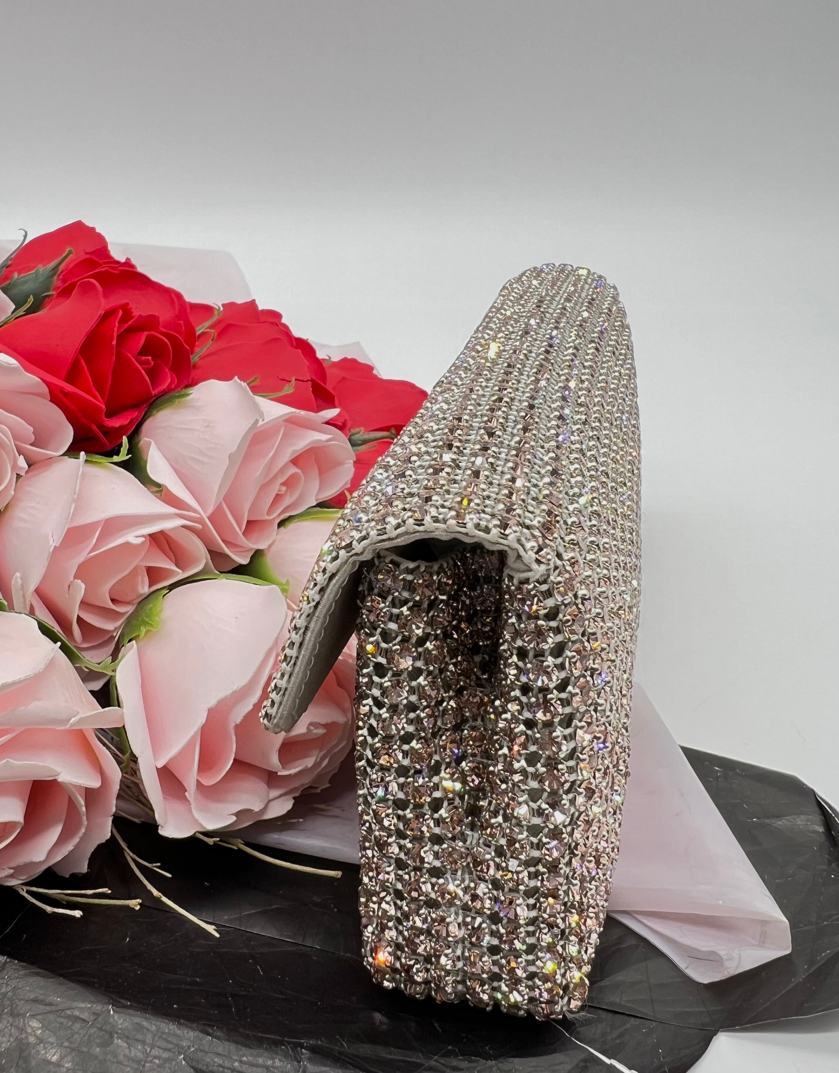 Oroton Icon Cinderella clutch with Swarozski crystal - Reeluxs 