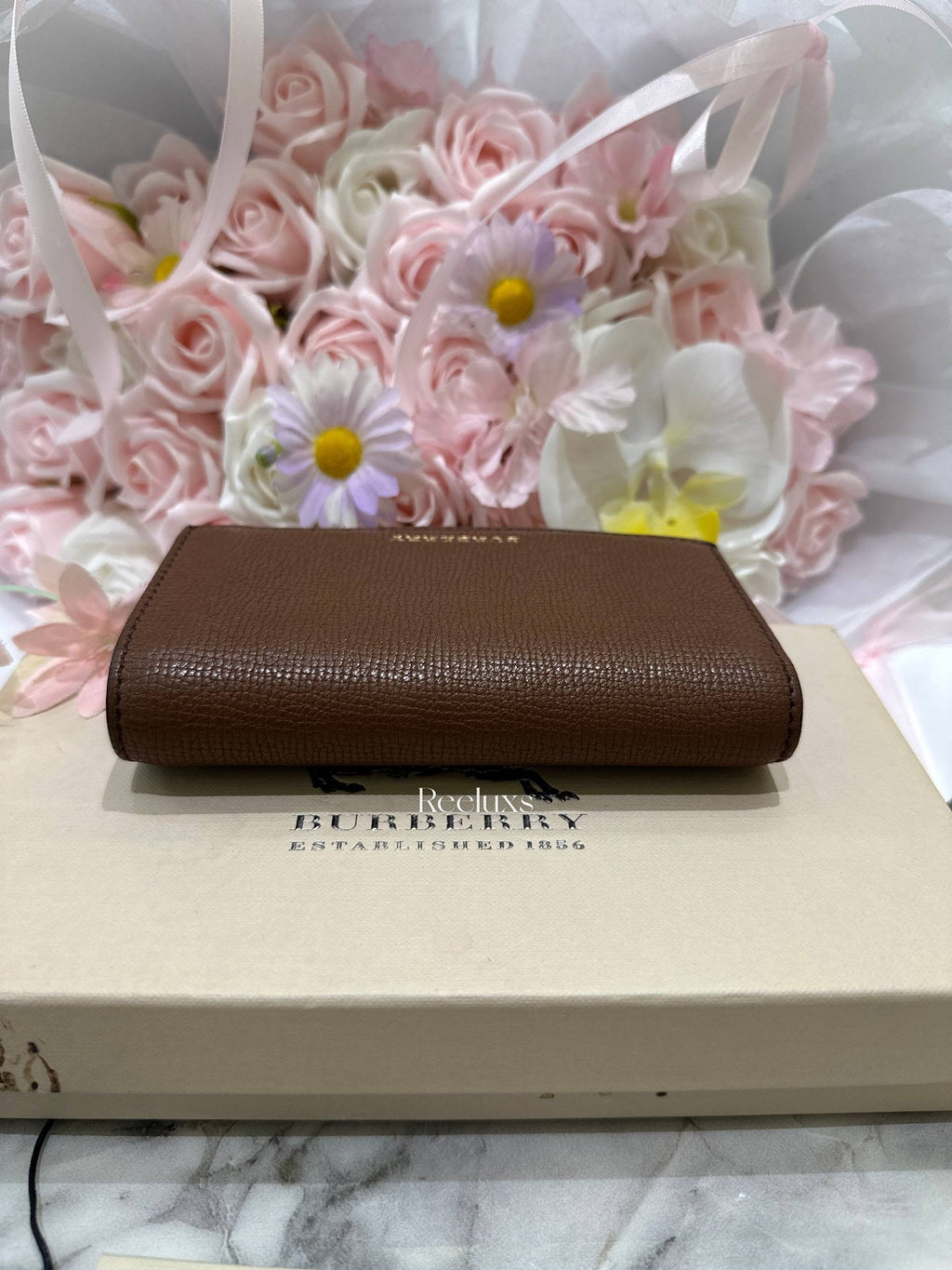 BURBERRY Nova Check Brown Leather Bifold Wallet
