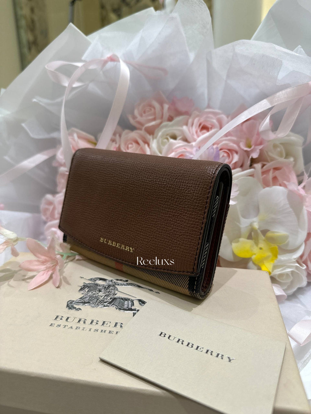 BURBERRY Nova Check Brown Leather Bifold Wallet