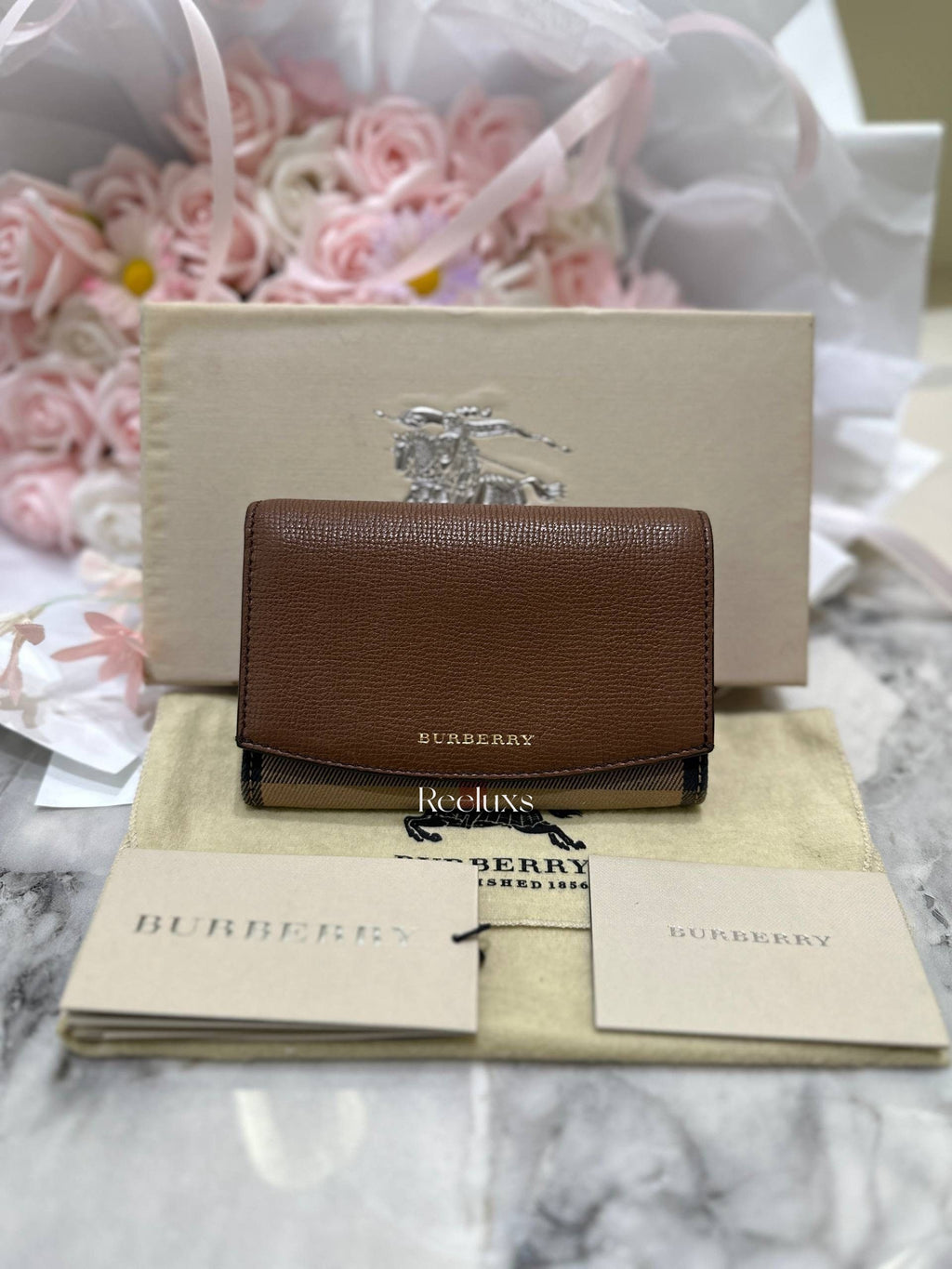BURBERRY Nova Check Brown Leather Bifold Wallet
