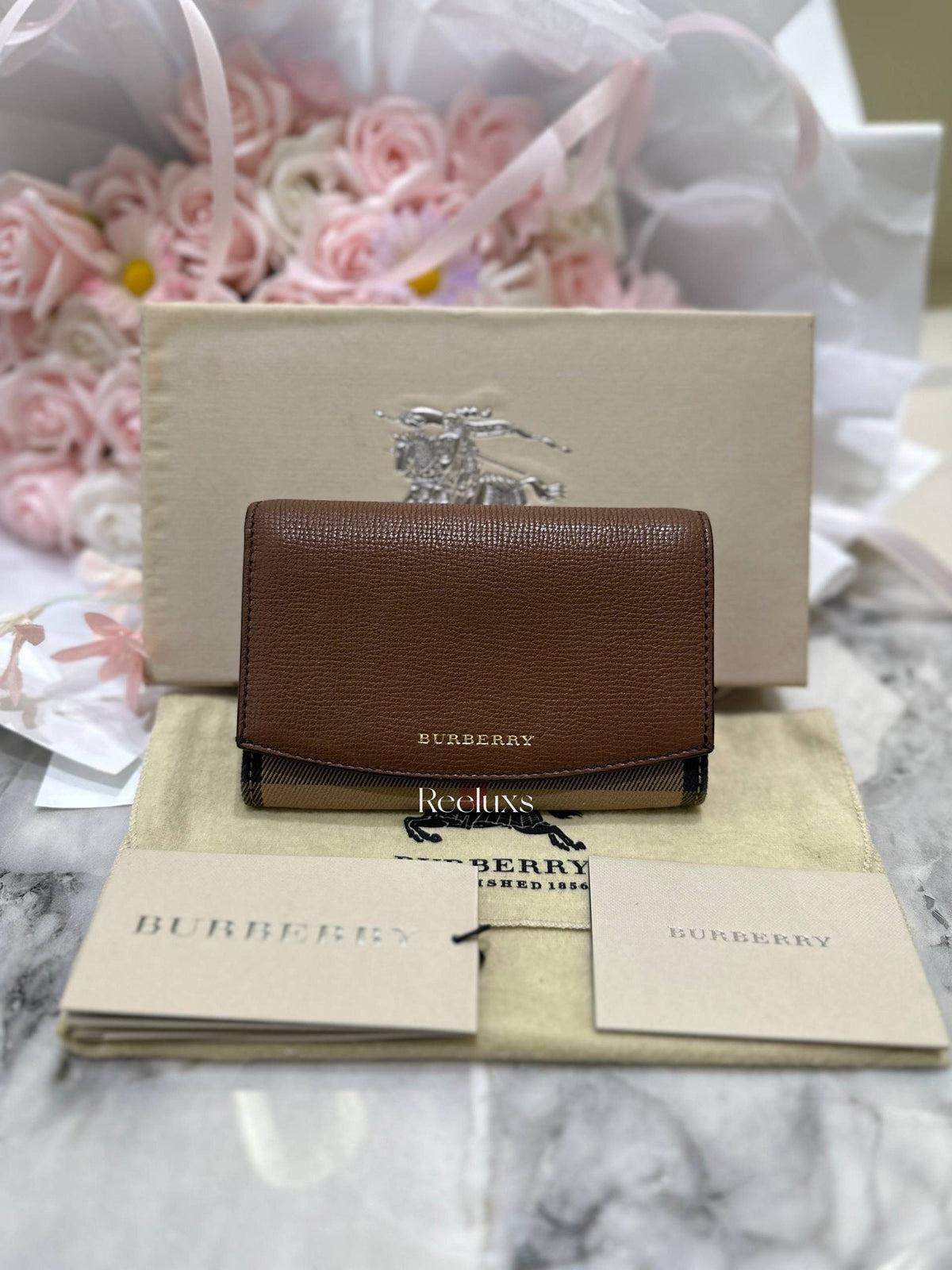 BURBERRY Nova Check Brown Leather Bifold Wallet