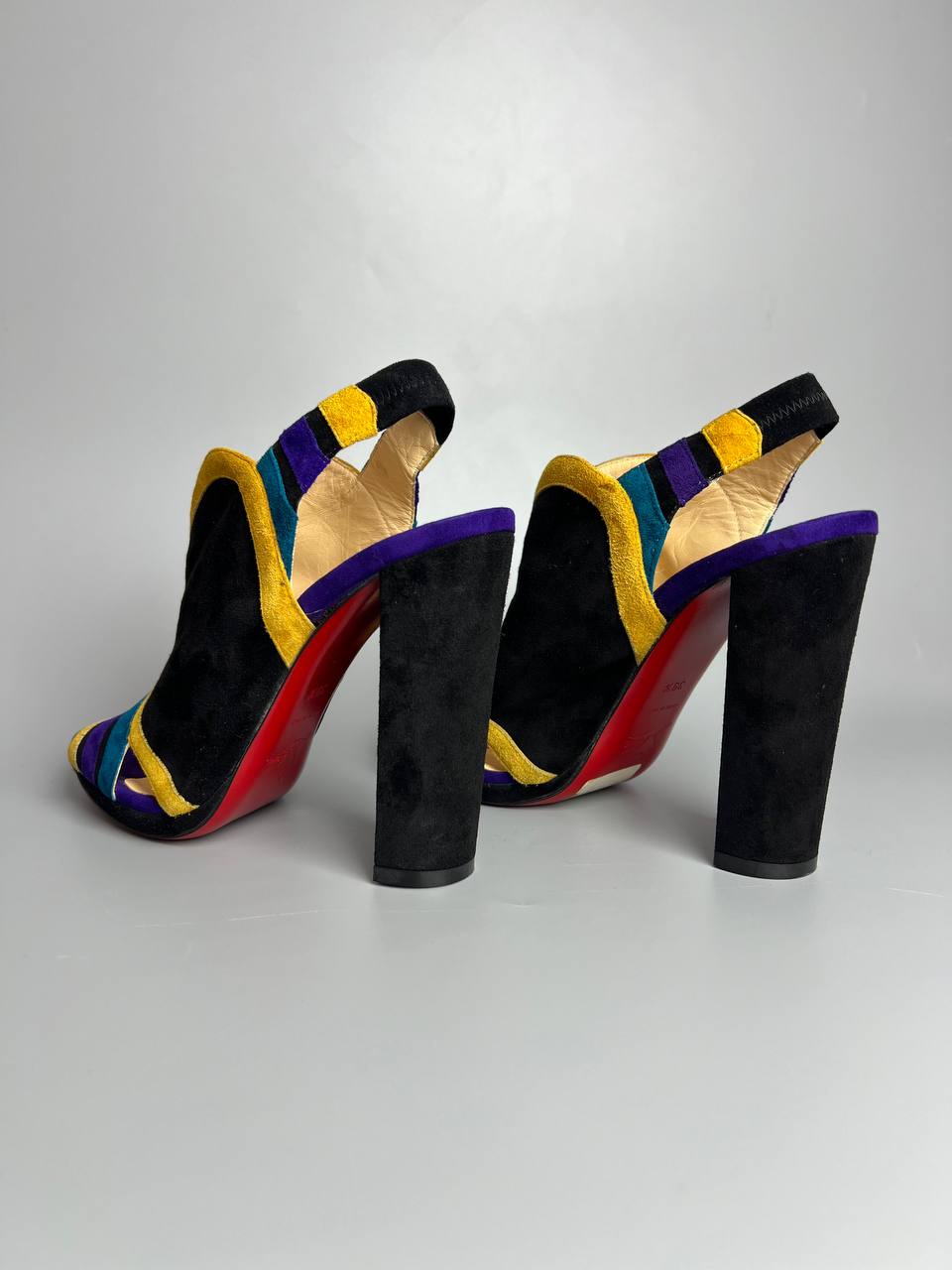 CHRISTIAN LOUBOUTIN Black / Multicolor Peacock Suede Upper Peed Toe For Lady Shoes Size 39 1/2