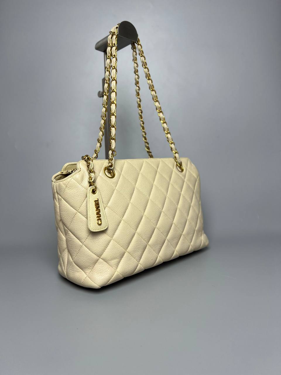 CHANEL Beige Caviar Leather Chain Shoulder Bag For Women