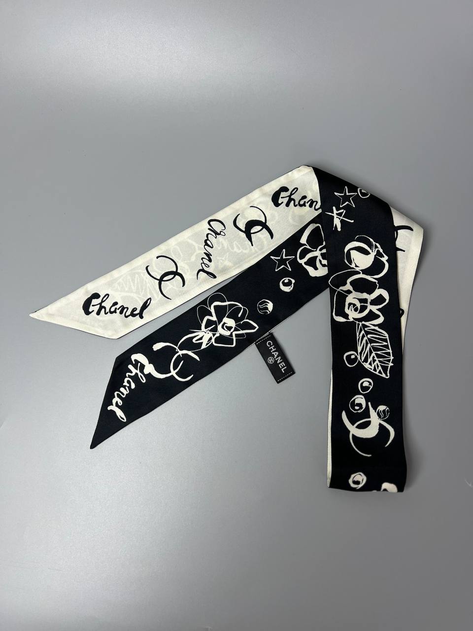 CHANEL Silk Neckband Black White Ribbon Twilly