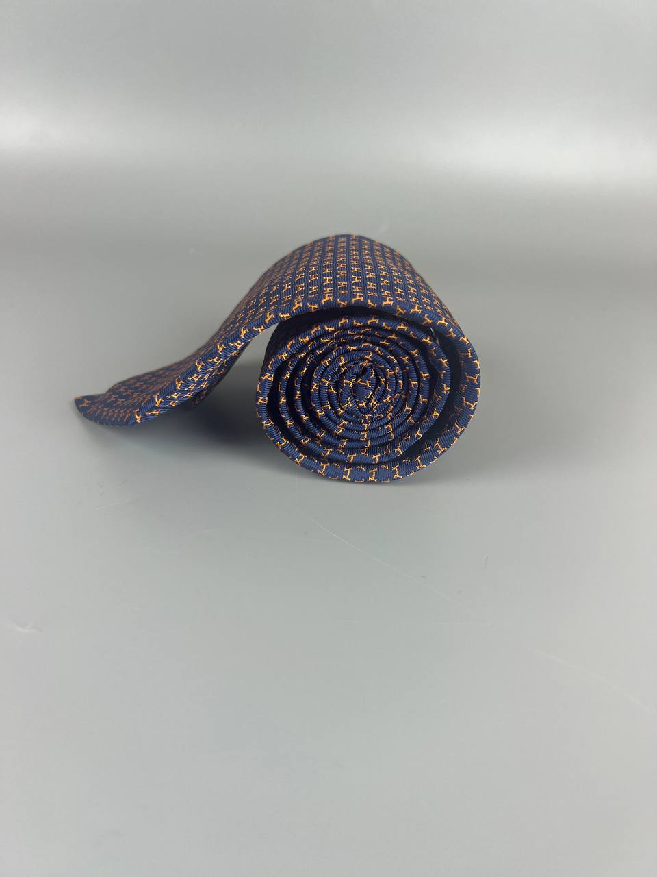 HERME Silk Tie, Navy Blue