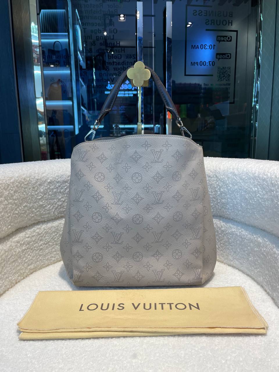 LOUIS VUITTON LV Mahina Babylone PM Galet Handbag