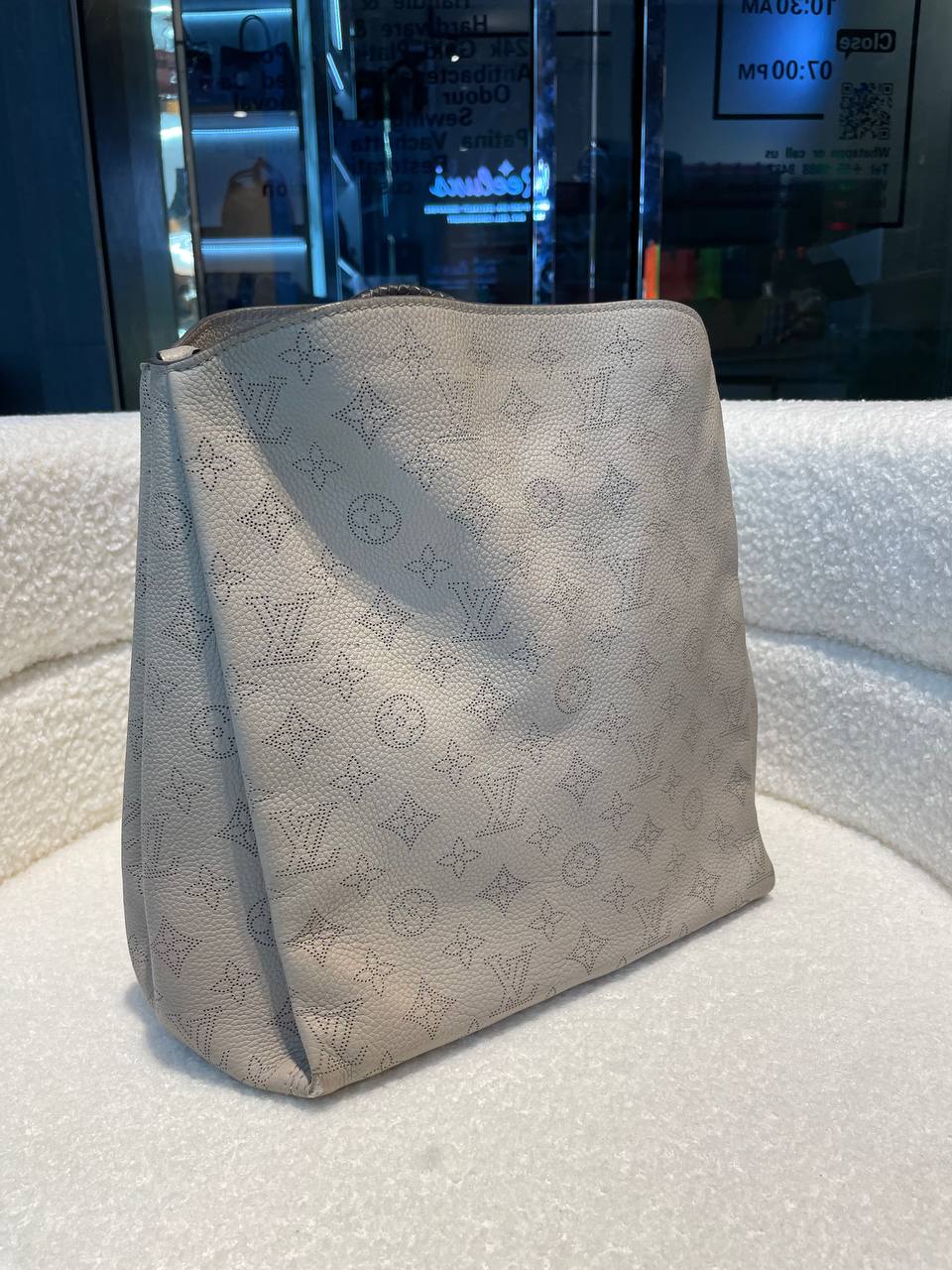 LOUIS VUITTON LV Mahina Babylone PM Galet Handbag