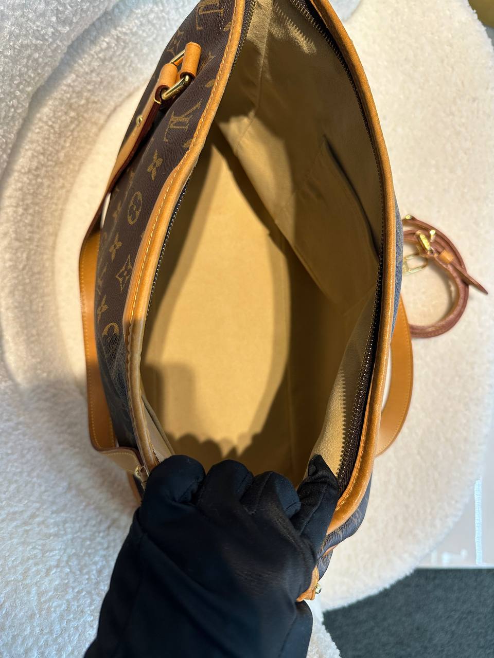 LOUIS VUITTON LV Estrela MM Monogram Canvas Handbag