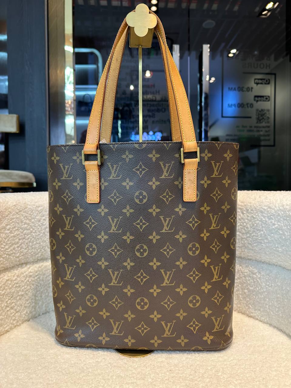 LOUIS VUITTON LV Monogram Vavin GM Tote Handbag