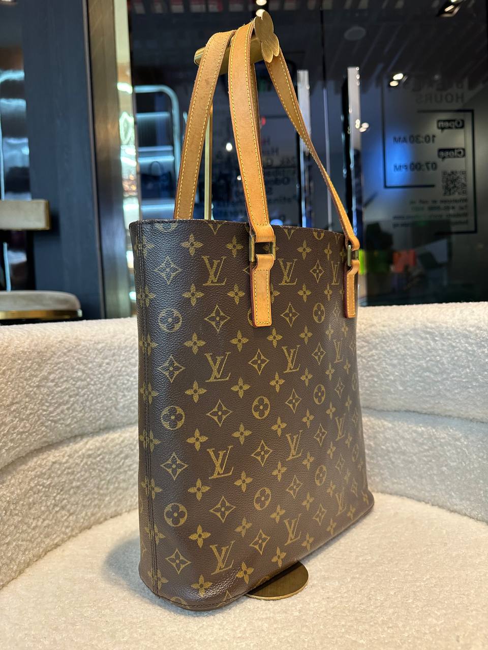 LOUIS VUITTON LV Monogram Vavin GM Tote Handbag