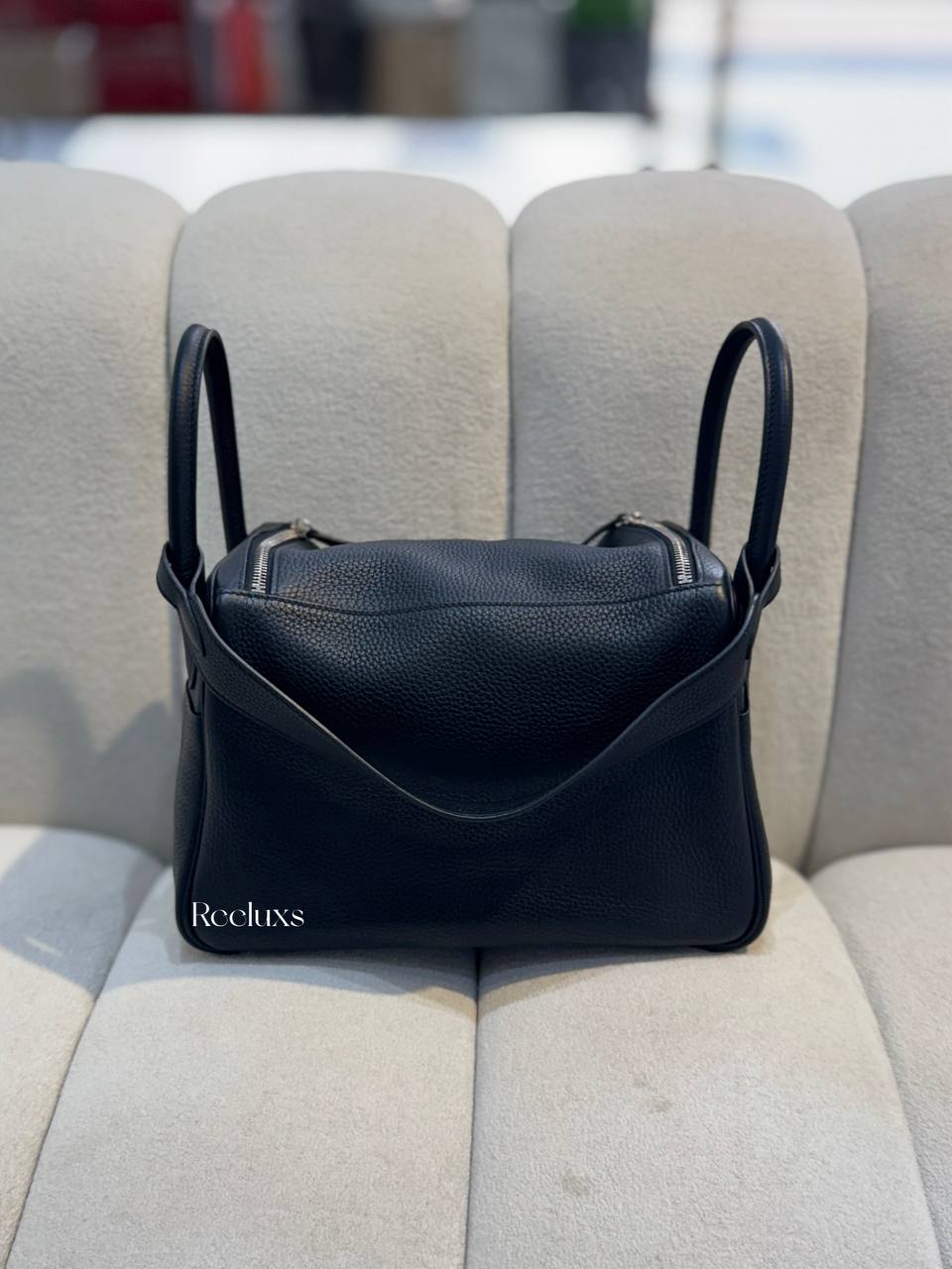 HERMES Lindy 30 Palladium Shoulder Bag