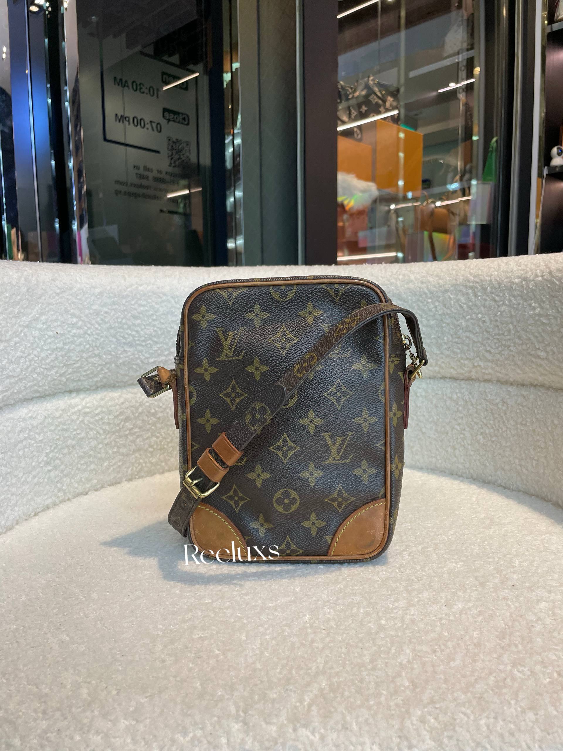 LOUIS VUITTON LV Monogram Amazon Brown Shoulder Bag